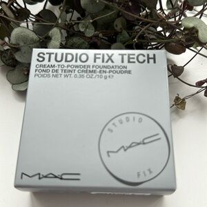 MAC Studio Fix Tech